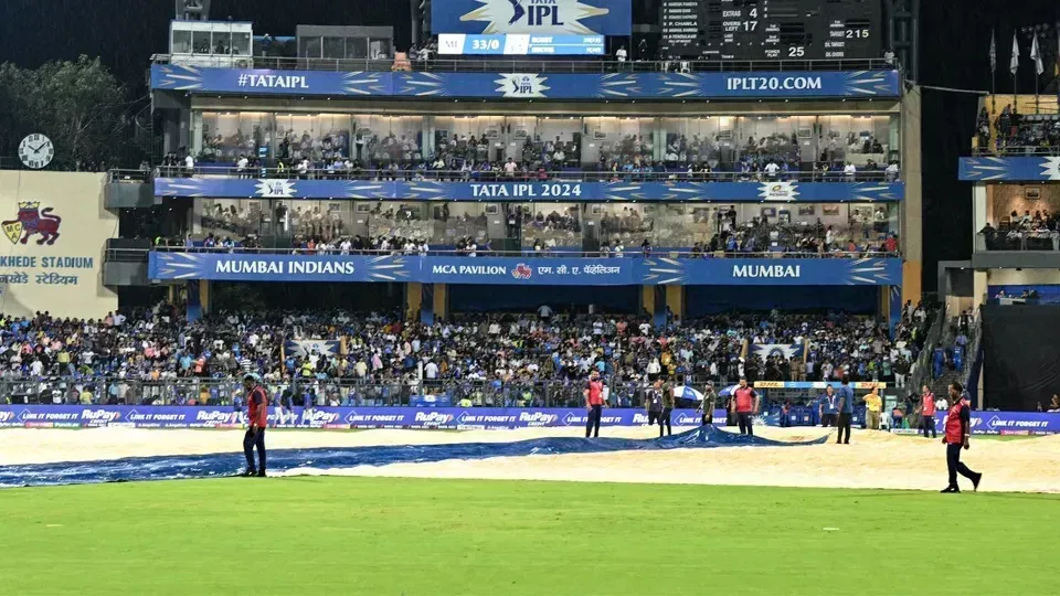 IPL 2026: MI बनाम CSK, मैच 33 के लिए मुंबई के वानखेड़े स्टेडियम की मौसम और पिच रिपोर्ट